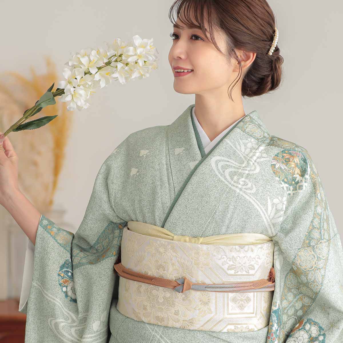 訪問着：H1046 桂由美 薄緑のりこぼし 丸文に道長取り| 訪問着