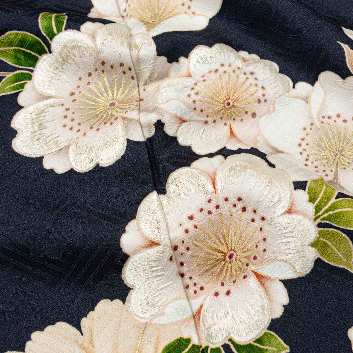 バラ桜菊柄訪問着 訪問着：H1309 濃紺 桜に菊| 訪問着レンタル │ 京都着物レンタル夢館