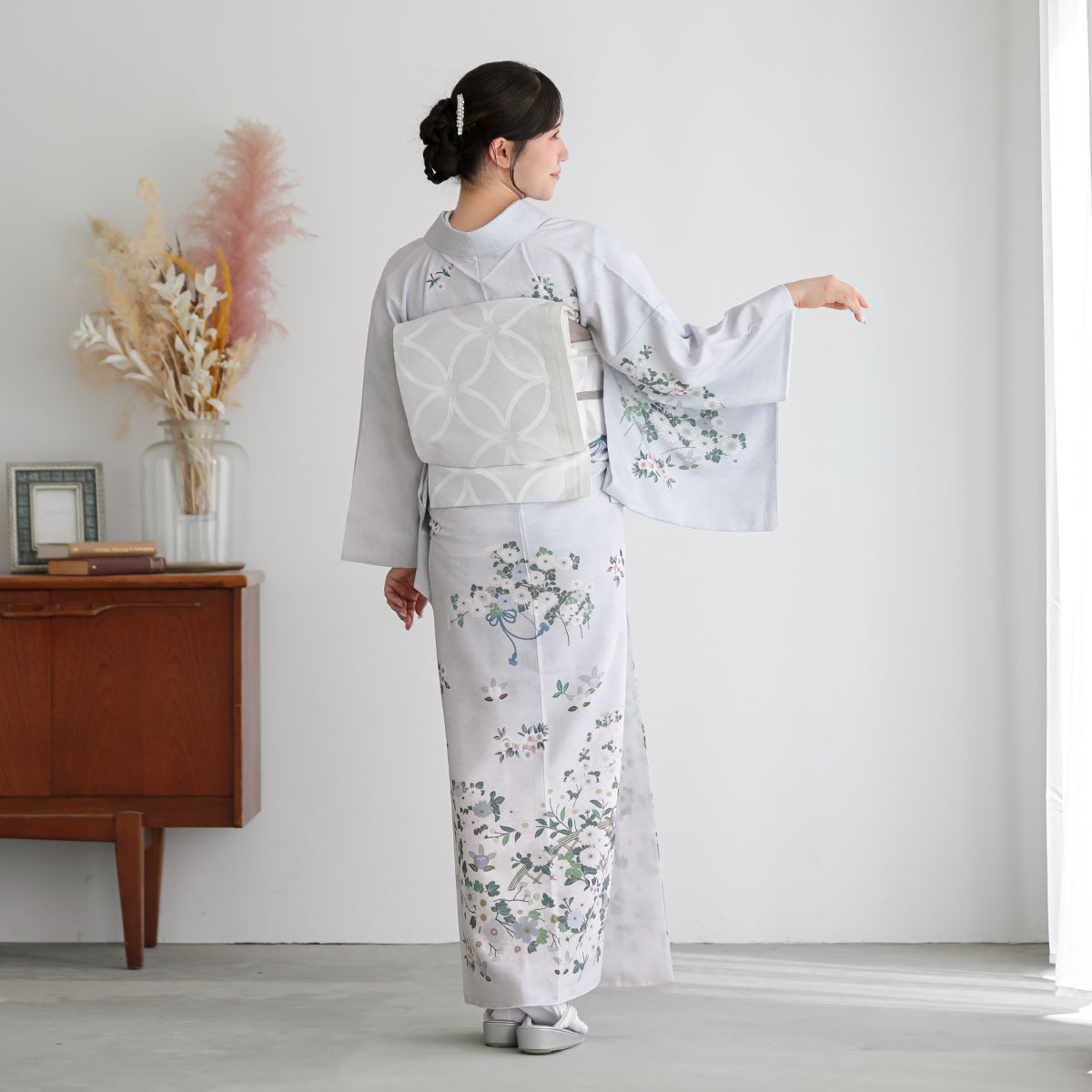 訪問着：H1463 薄ブルーグレー 貝桶に草花| 訪問着レンタル │ 京都