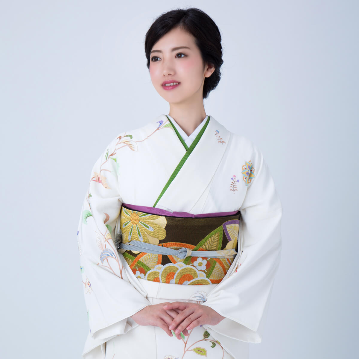 黒留袖 正倉院文様 鳳凰 華紋 金刺繍 唐花 正絹 新品 紋無し