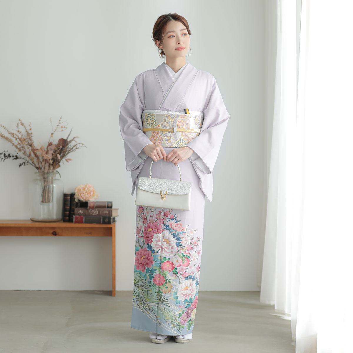 色留袖：E205 ジャパンスタイル 藤色 流水に松と牡丹| 色留袖レンタル