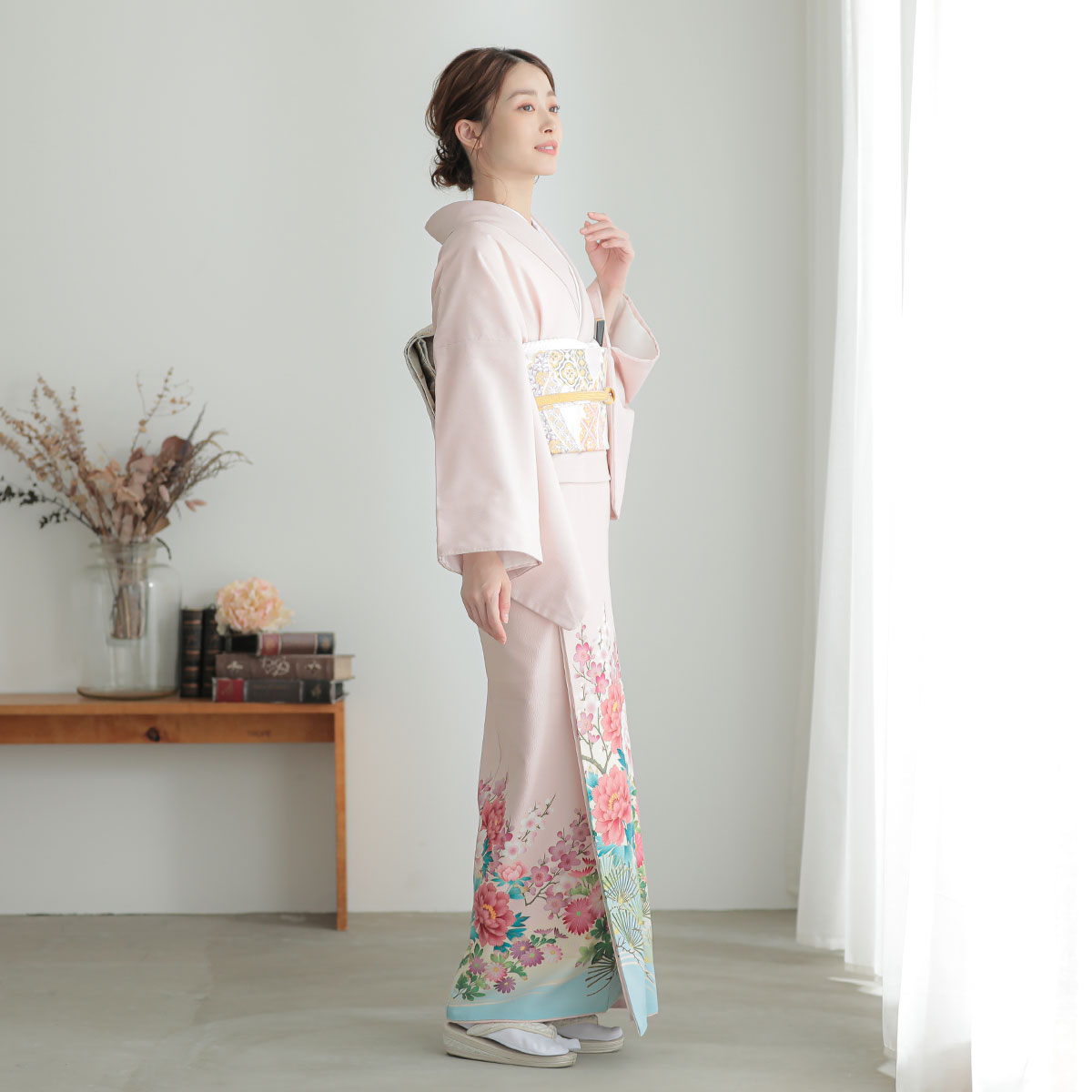 色留袖：E206 ジャパンスタイル ピンク 流水に松と牡丹| 色留袖