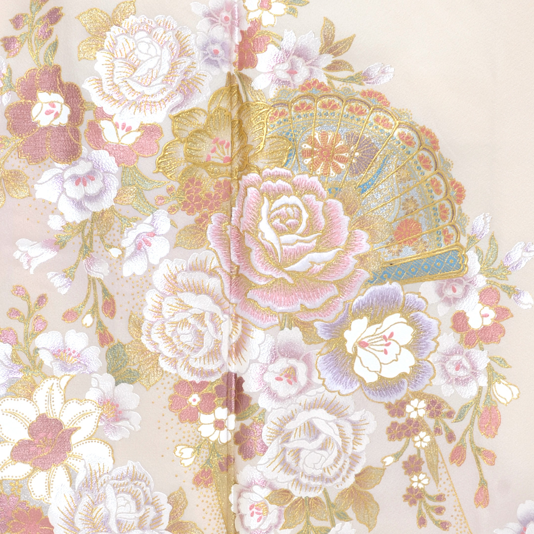 色留袖：E239 桂由美 クリーム 薔薇と扇(E288)| 色留袖レンタル