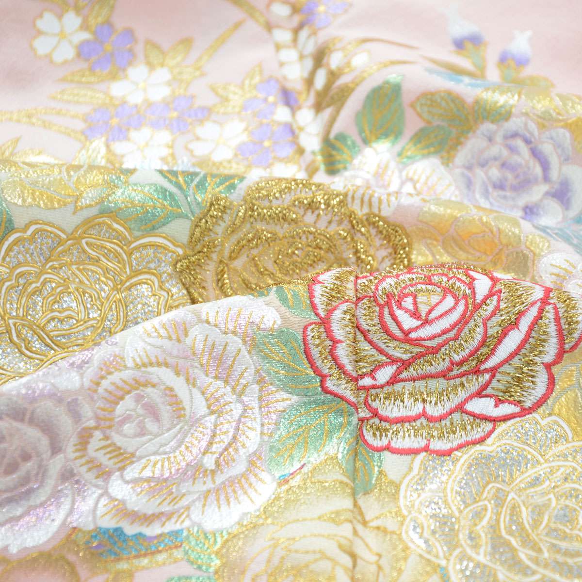 色留袖：E275 桂由美 薄ピンク 薔薇花束| 色留袖レンタル │ 京都着物