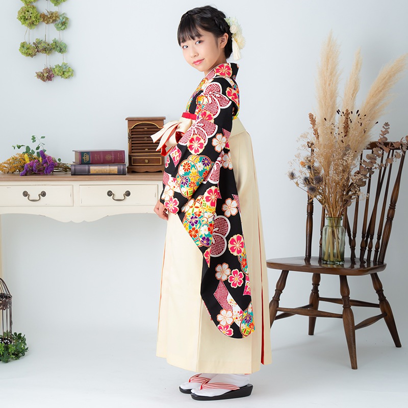 小学生袴:A118 九重 黒 ねじり梅に桜│ 袴レンタル │ 京都着物