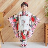 507ag6◎七五三 三歳 女児 着物&被布 金銀彩 鞠蝶枝垂れ桜◎ 507ag6◎七五三 三歳 女児 着物&被布 金銀彩 鞠蝶枝垂れ桜◎