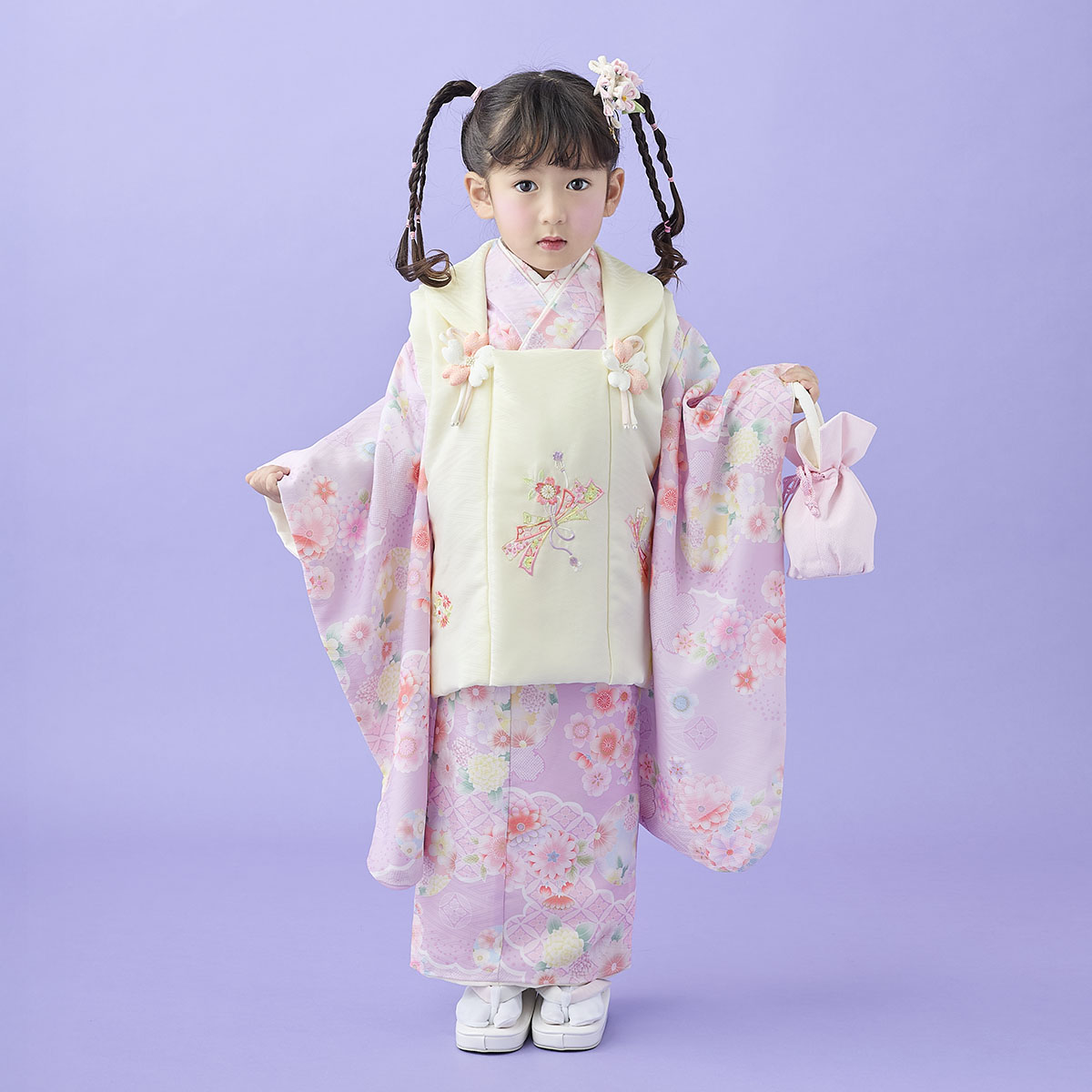 七五三被布 : 式部浪漫 K270 【三歳女児被布】アイボリー熨斗束×藤花