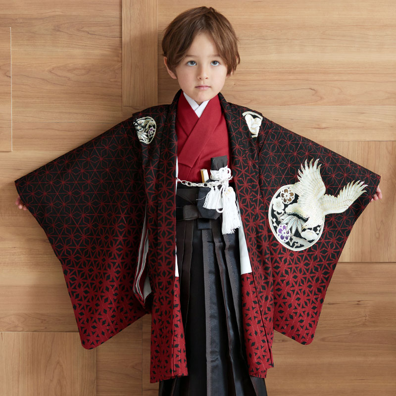 男児袴：BY104 【五歳】黒赤鷹の丸文×チャコール縞(BY130