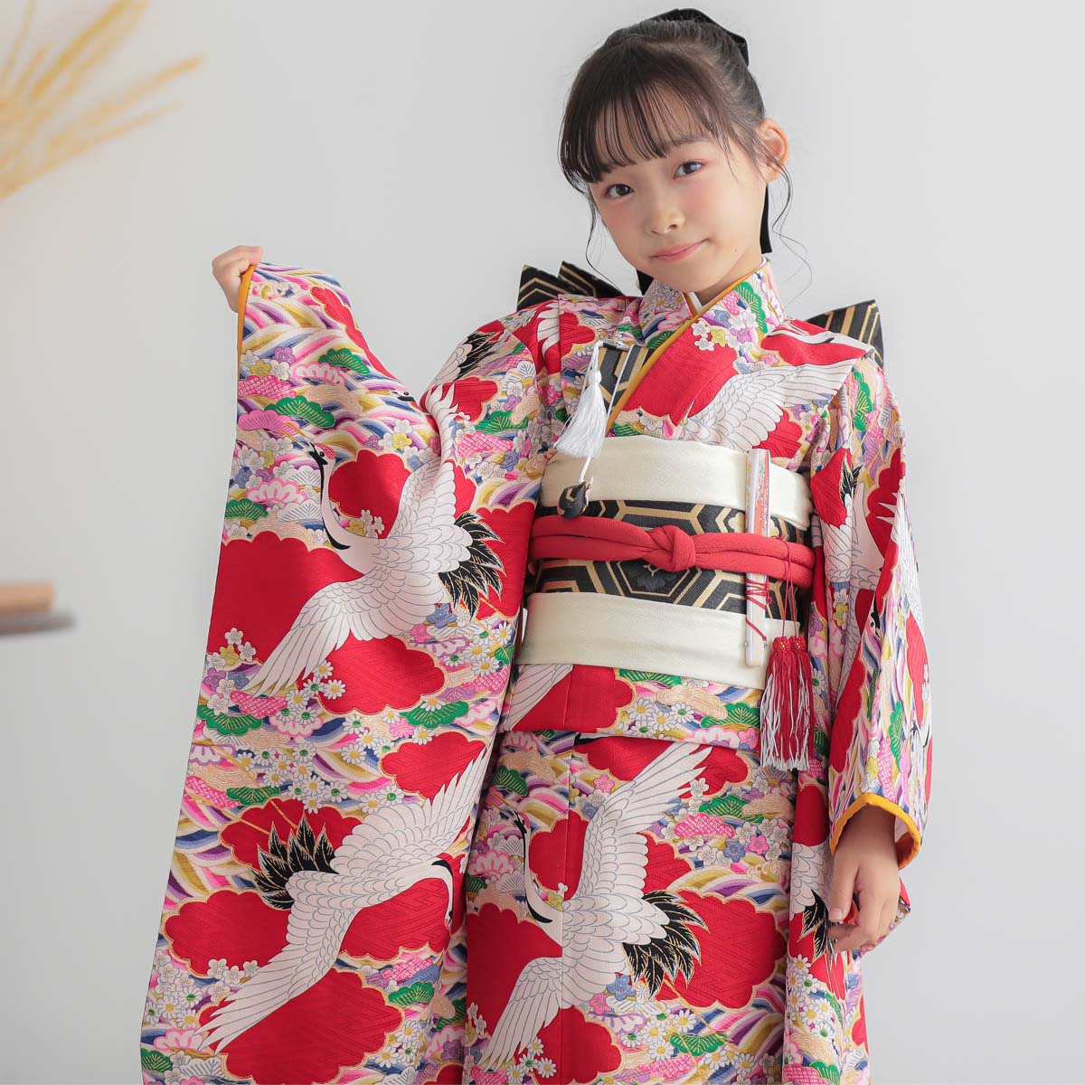 子供用 七五三 着物 鶴と松のデザイン 七五三七歳四つ身：N046 モダンアンテナ 赤 雲取り波に松鶴 | 七五三