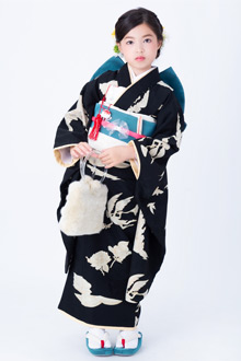 七五三七歳四つ身：N058 モダンアンテナ 赤 天使とお城 | 七五三着物