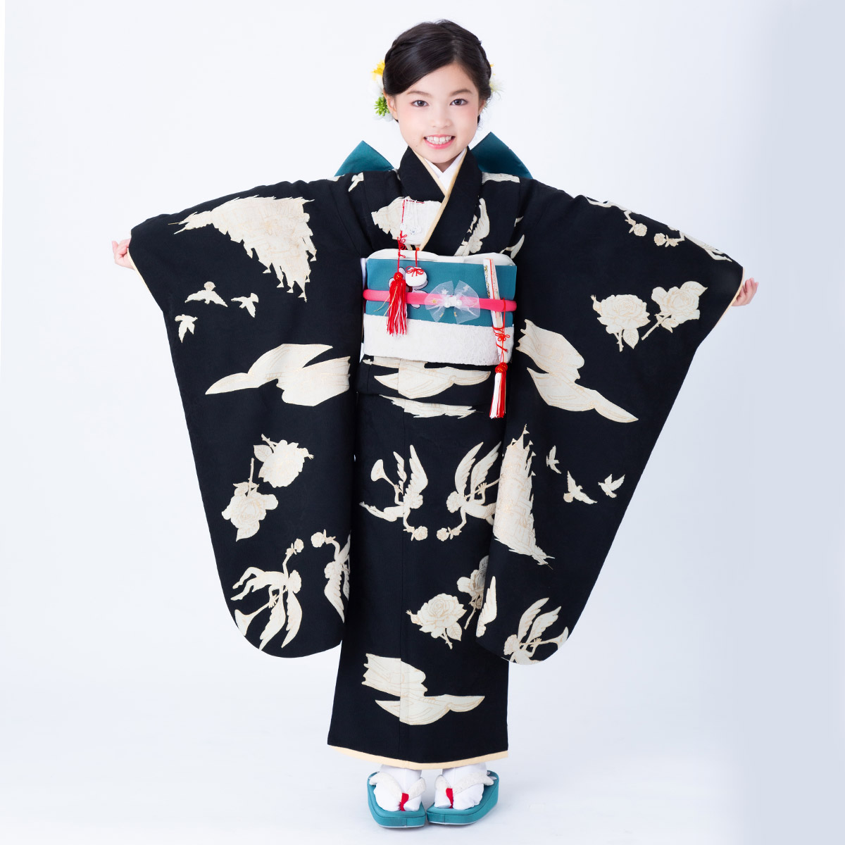 七五三七歳四つ身：N059 モダンアンテナ 黒 天使とお城 | 七五三着物