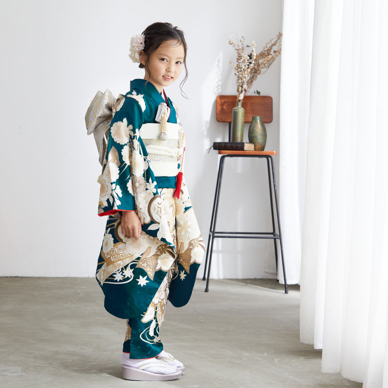 410ag101◎七五三 七歳 女児 着物&袋帯&長襦袢 総柄 流水に鶴 金彩