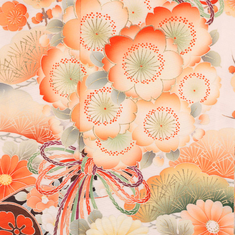 七五三七歳四つ身：N112 華徒然 クリーム 花薬玉 | 七五三着物レンタル