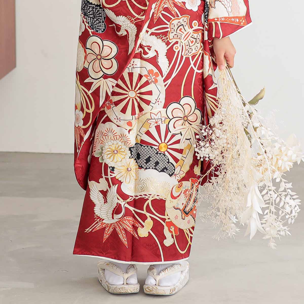 七五三七歳四つ身：N159 紅一点 【正絹】赤 車輪吉祥文 | 七五三着物