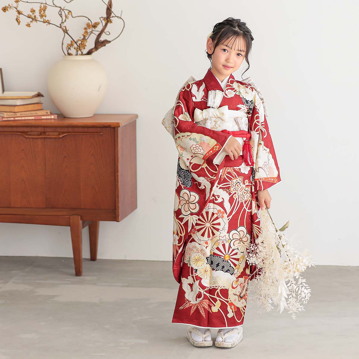 七五三七歳四つ身：N159 紅一点 【正絹】赤 車輪吉祥文 | 七五三着物