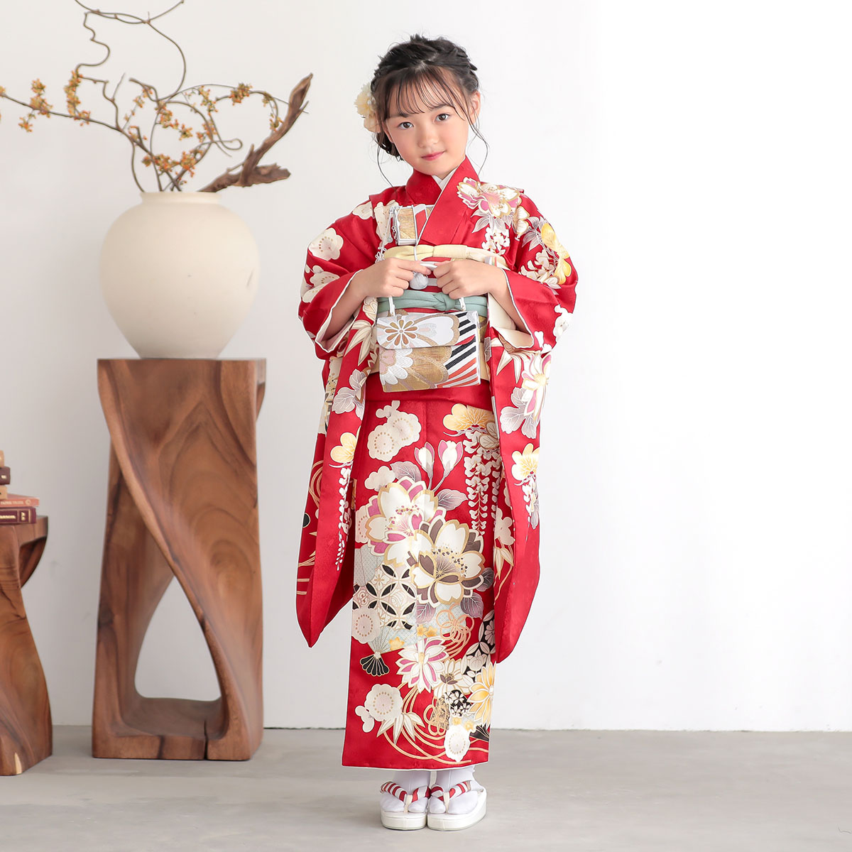 七五三 着物セット 赤と白の花柄 七五三七歳四つ身：N190 赤 桜に扇面 | 七五三着物レンタル