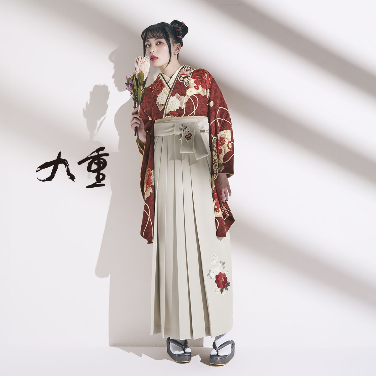 二尺袖袴：九重G1059 赤 扇面に梅牡丹│ 袴レンタル │ 京都着物