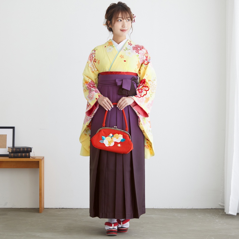 2尺袖 ポリエステル着物 金彩 牡丹 梅 袴用 2尺袖 ポリエステル着物