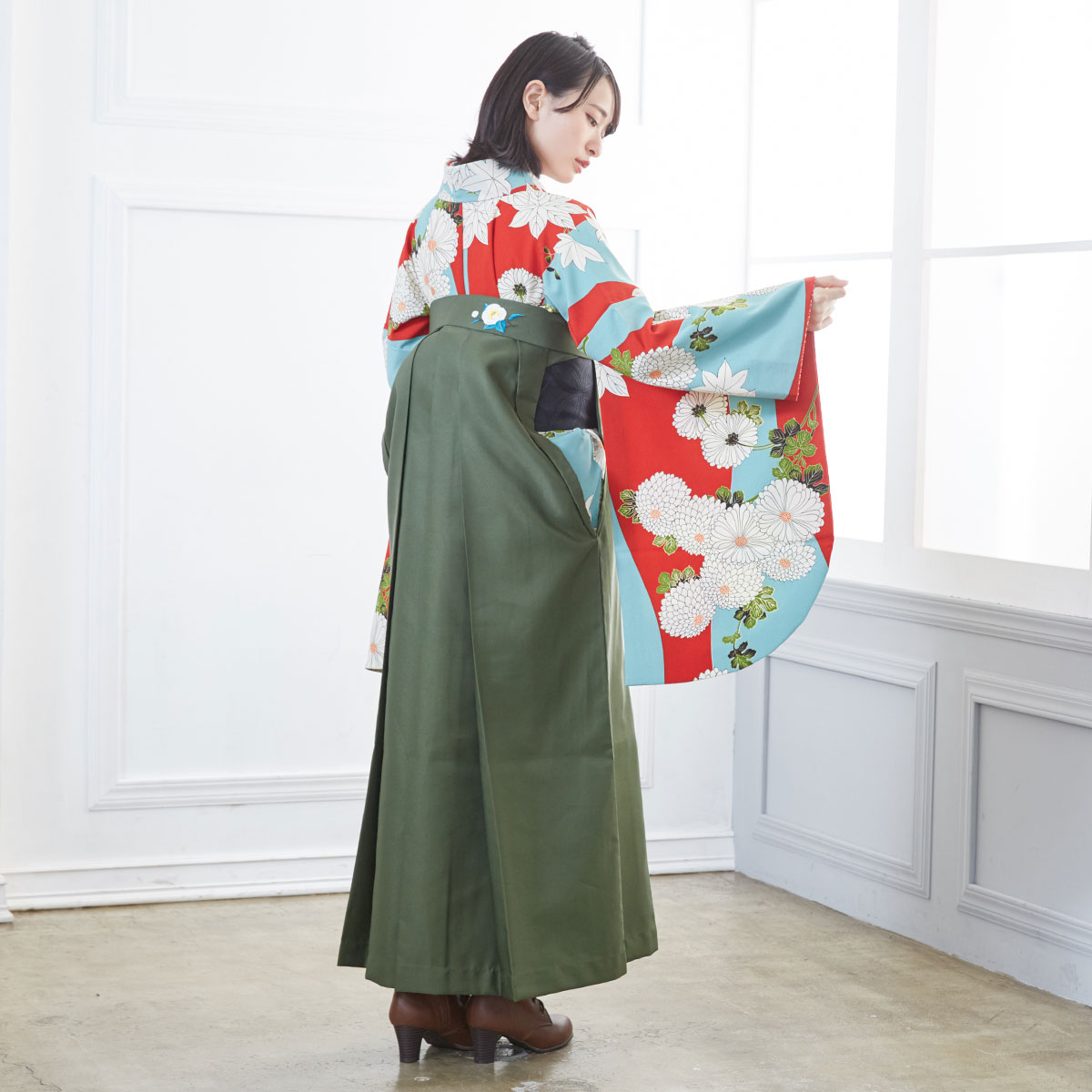 二尺袖袴：九重G726 赤 万寿菊と楓│ 袴レンタル │ 京都着物レンタル夢館