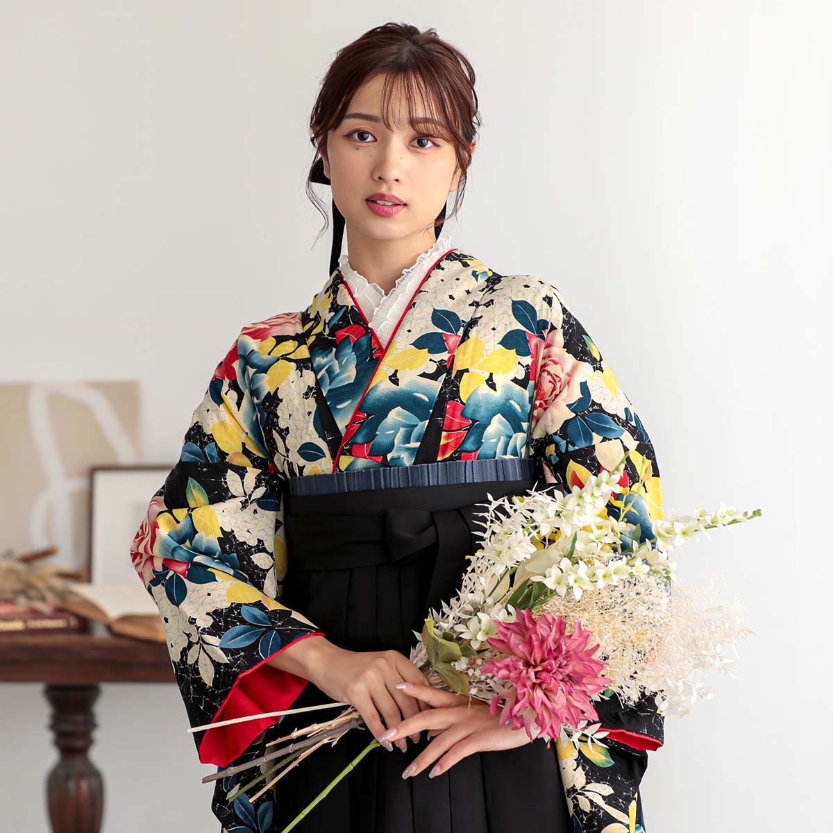二尺袖袴：モダンアンテナG883 黒 薔薇の花│ 袴レンタル │ 京都着物
