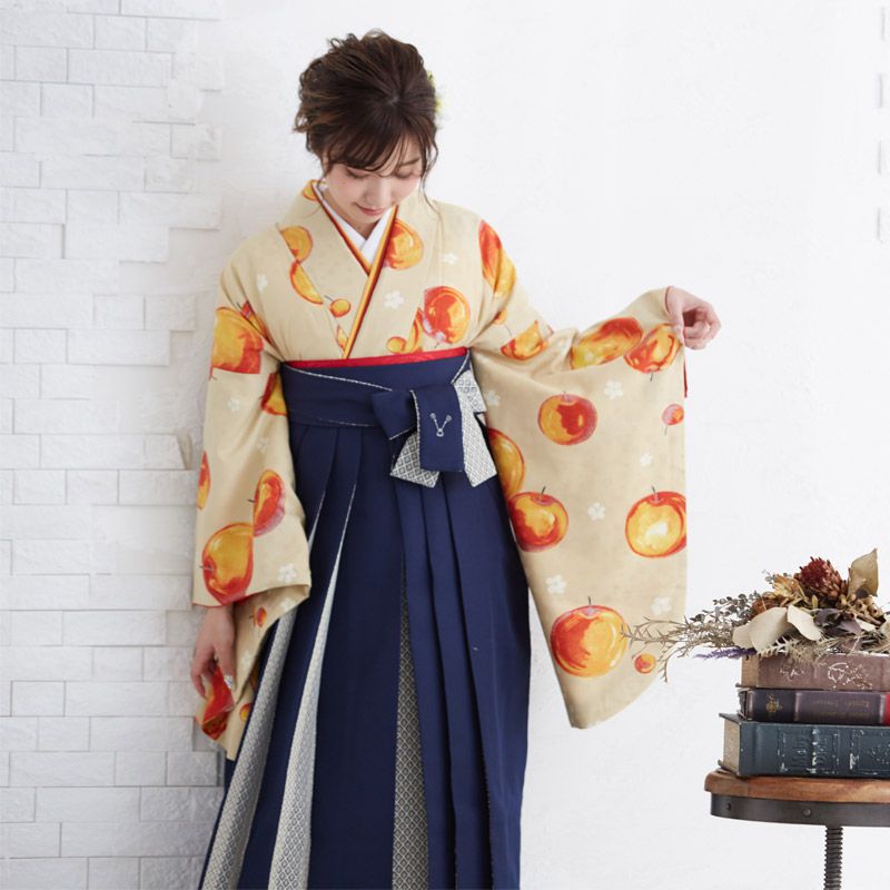 二尺袖袴 モダンアンテナg904 クリーム りんご柄 袴レンタル 京都着物レンタル夢館