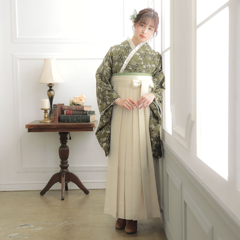 2尺袖 ブランド ポリエステル着物 和風館 縦金通し 大輪 袴用 2尺袖 ブランド ポリエステル着物 和風館 縦金通し 大輪 袴用