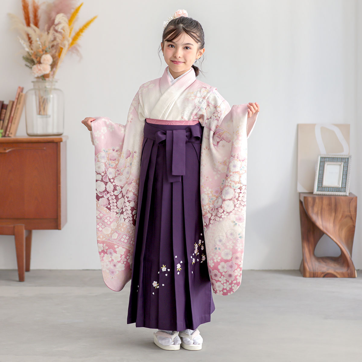 四つ身＋袴レンタル：N227 【正絹】白×淡ピンク 金通し辻が花│ 袴