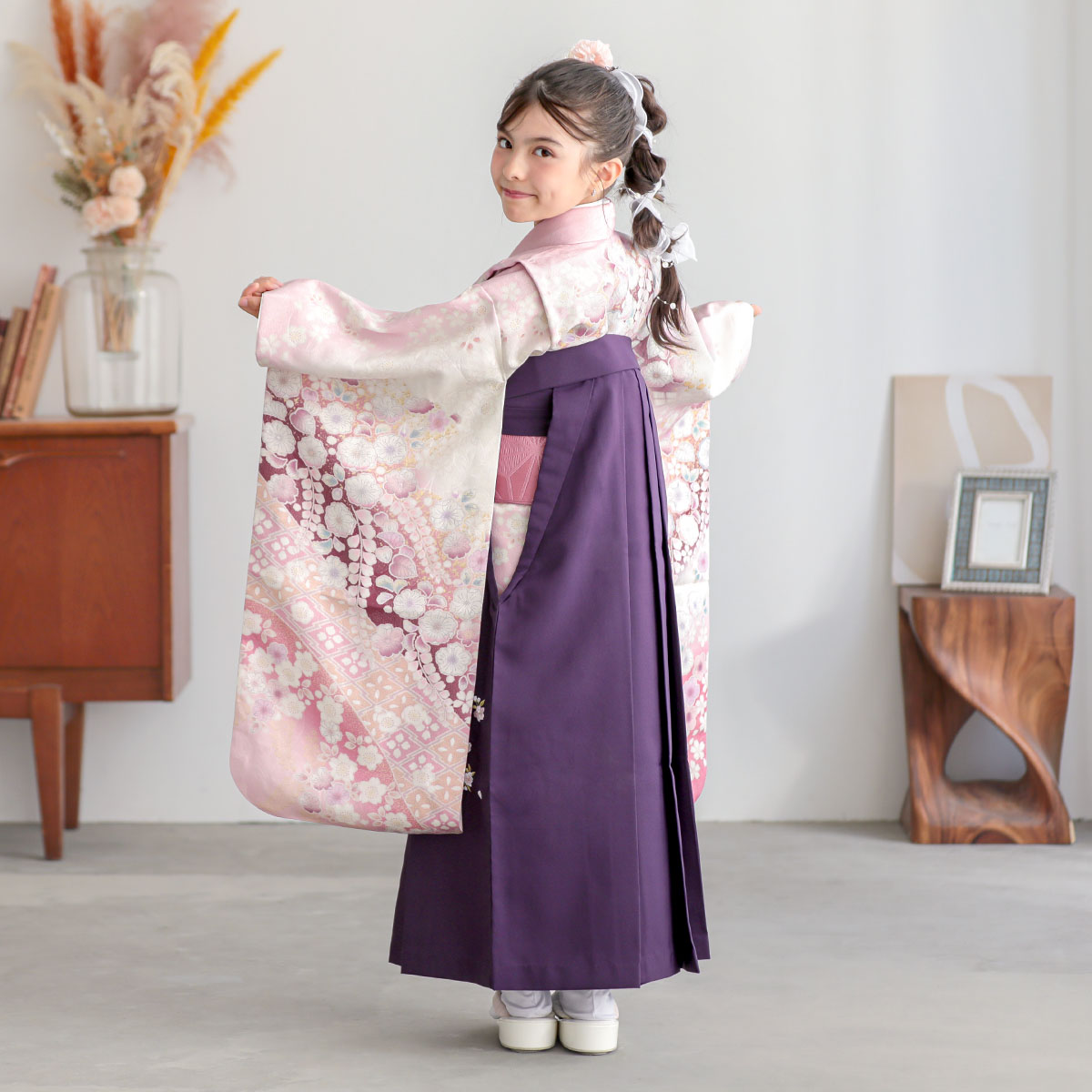 四つ身＋袴レンタル：N227 【正絹】白×淡ピンク 金通し辻が花│ 袴