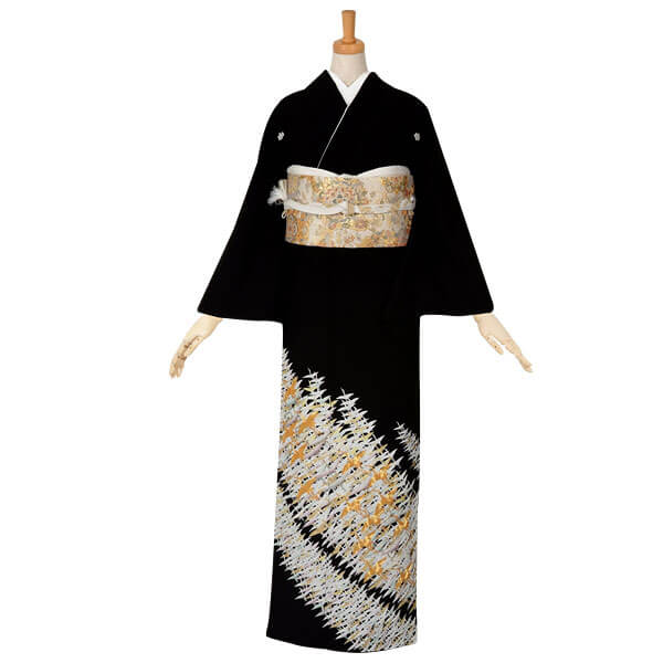 黒留袖：T198 千の飛翔 金駒刺繍| 黒留袖レンタル │ 京都着物レンタル夢館