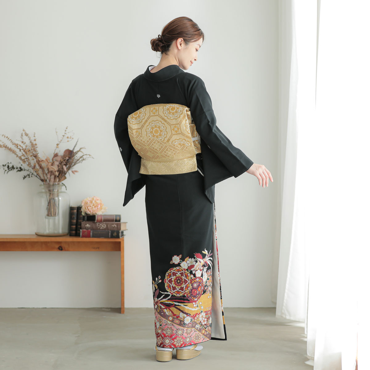 31932レディース紋付着物黒