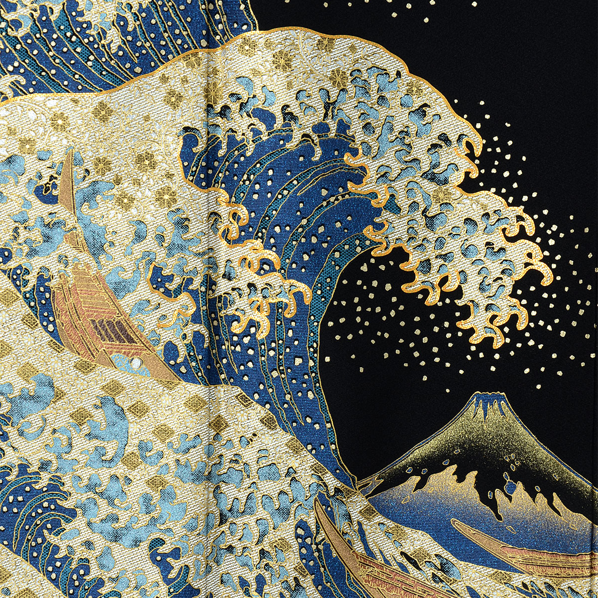 黒留袖：T366 桂由美 北斎 浮世絵「神奈川沖浪裏」| 黒留袖レンタル