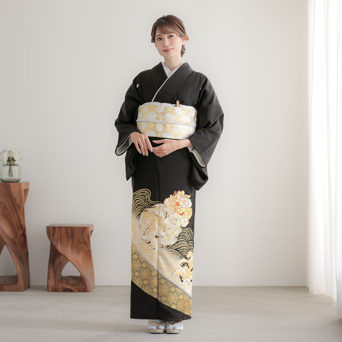 黒留袖：T433 桂由美 波に鶴花丸文| 黒留袖レンタル │ 京都着物