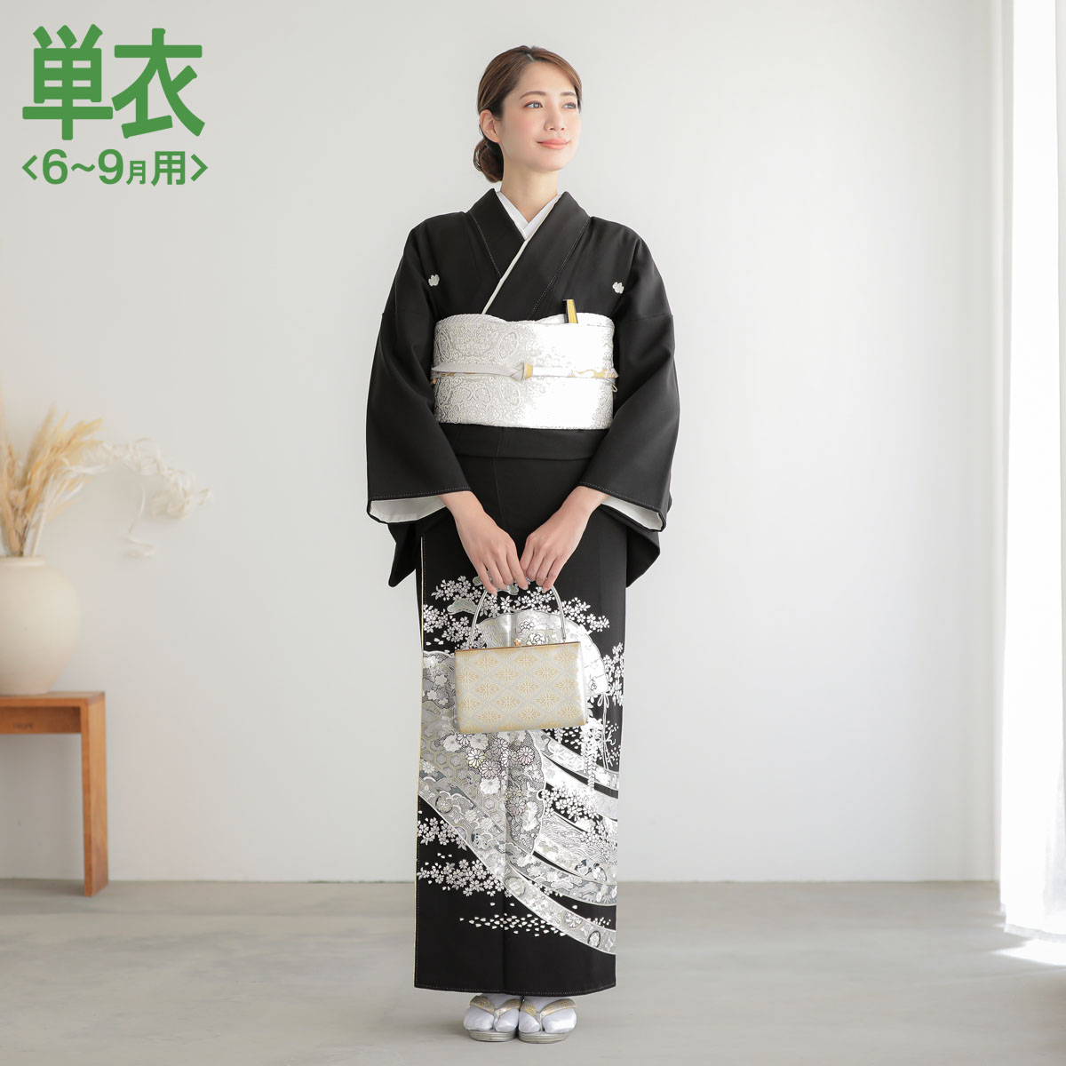 夏の結婚式で黒留袖は暑い？絽・単衣・袷の違いと写真うつりまで考えた 
